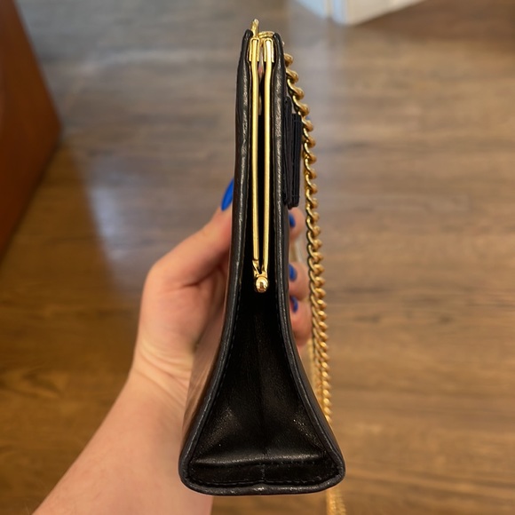 SALVATORE FERRAGAMO DARK BLUE CROSS BODY VINTAGE PURSE - Picture 5 of 8